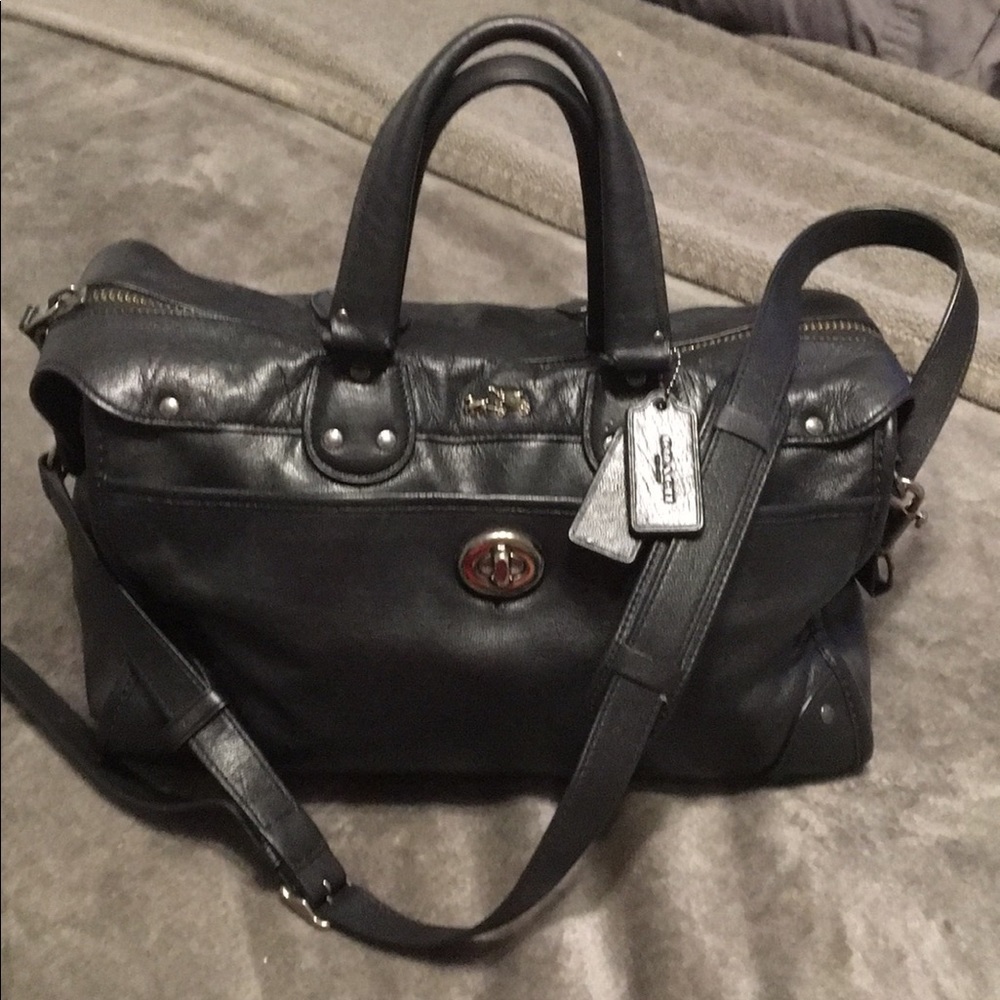 COACH bag Mint condition Black leather Medium Sz